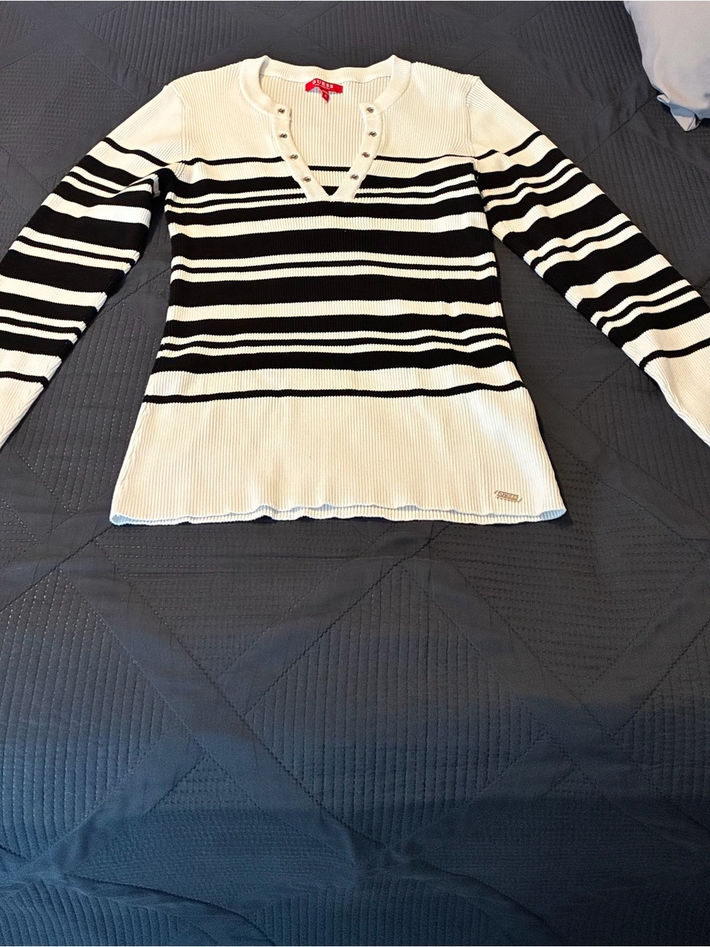 Guess Black and White Striped Ribbed V-Notch Sweater